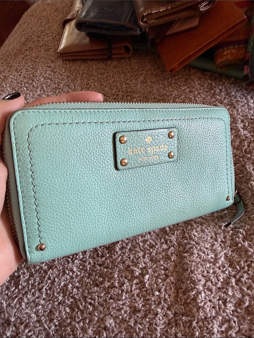 Kate Spade Cobble Hill Lacey Mint Green Pebbled Leather Zip Around Wallet